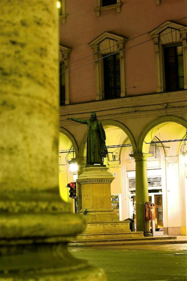 Galleria Del Toro Apartments Bologna Exterior foto